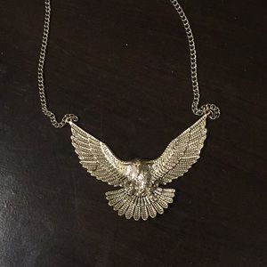Hot topic Eagle Necklace